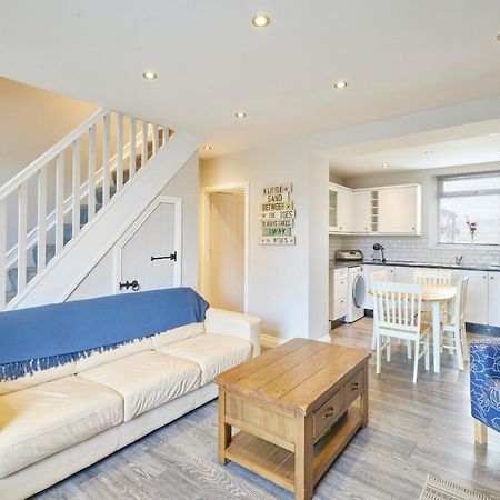 Host & Stay - Kurnell Cottage Стейтс Екстериор снимка