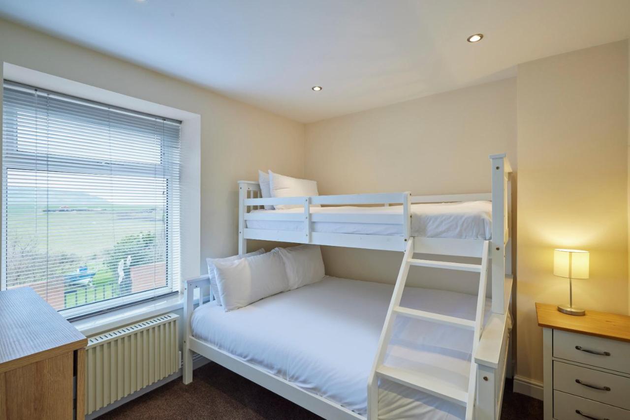 Host & Stay - Kurnell Cottage Стейтс Екстериор снимка